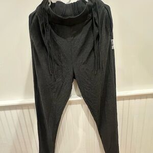 GYMSHARK WOMENS JOGGERS (3 pack)